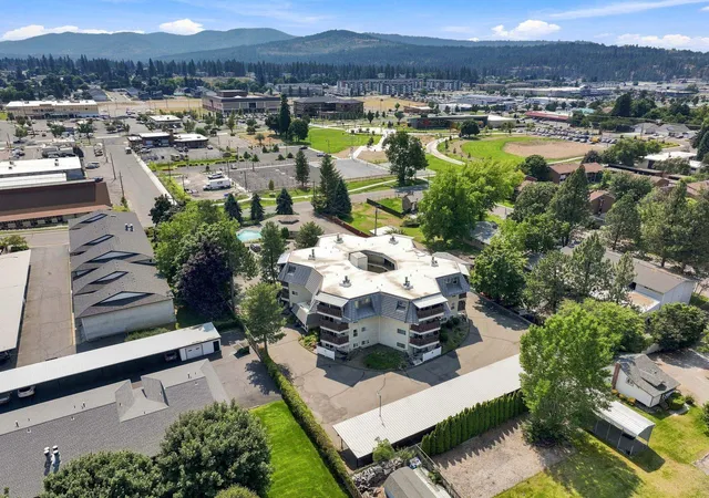 36th image of 10321 E Main Ave, Spokane Valley, WA 99206 | MLS# 202622653