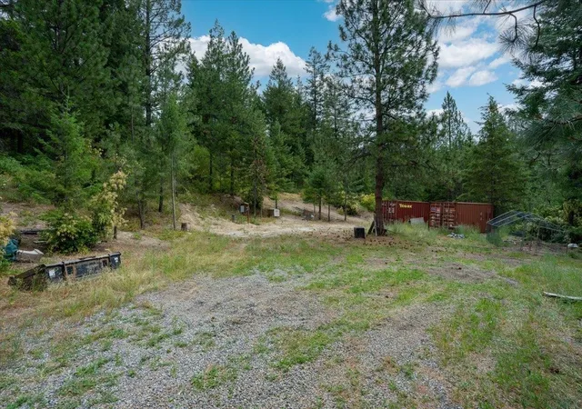 image of 28420 N Thunderhill Ln, Chattaroy, WA 99003 | MLS# 202622658