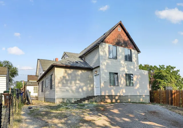 1st image of 1427 N Lincoln St, Spokane, WA 99201 | MLS# 202622659
