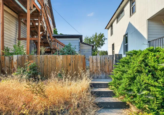 4th image of 1427 N Lincoln St, Spokane, WA 99201 | MLS# 202622659