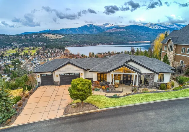 Photo 1 of Sale Pending at 371 S Legend Tree Dr, Liberty Lake, WA 99019 | MLS# 202622663 | Listing updated on 2026-10-22