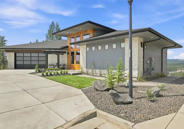 2nd image of 1201 E Fireside Ln, Spokane, WA 99208 | MLS# 202622692