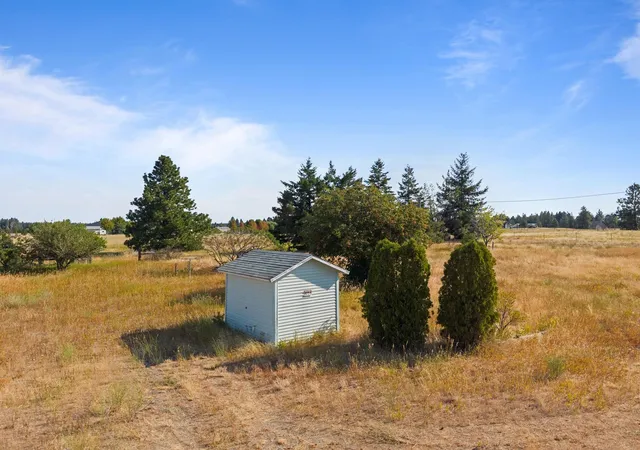4th image of 1720 W Taylor Rd, Spokane, WA 99224 | MLS# 202622704