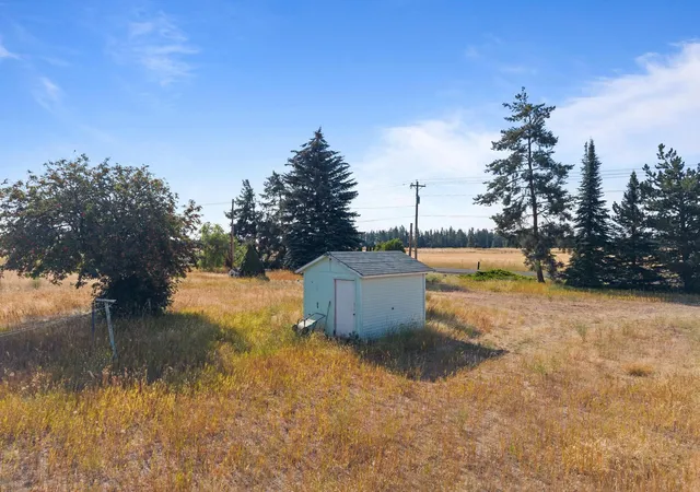 5th image of 1720 W Taylor Rd, Spokane, WA 99224 | MLS# 202622704
