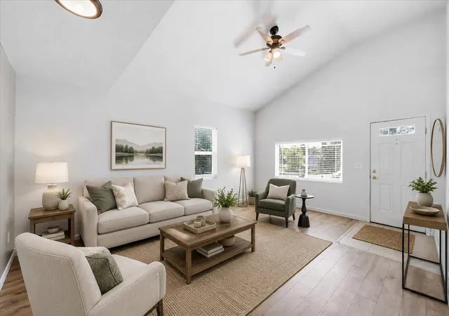 Photo 3 of Single family home for sale at 2929 E Jackson Ave, Spokane, WA 99207 | MLS# 202622718 | Listing updated on 2026-10-08