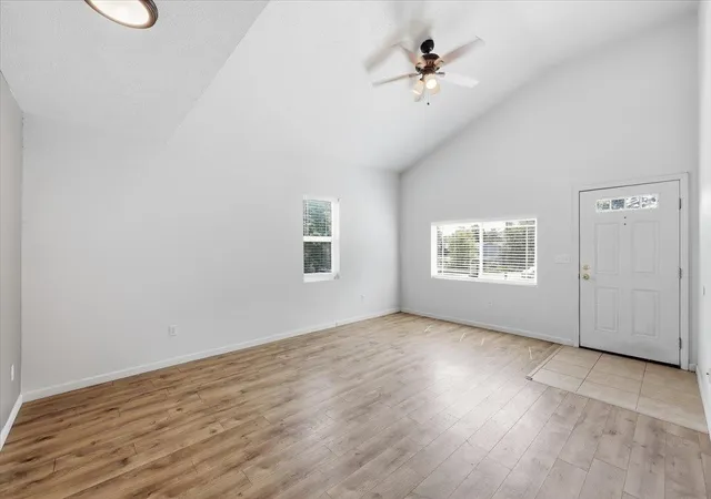 Photo 3 of Single family home for sale at 2929 E Jackson Ave, Spokane, WA 99207 | MLS# 202622718 | Listing updated on 2026-10-08