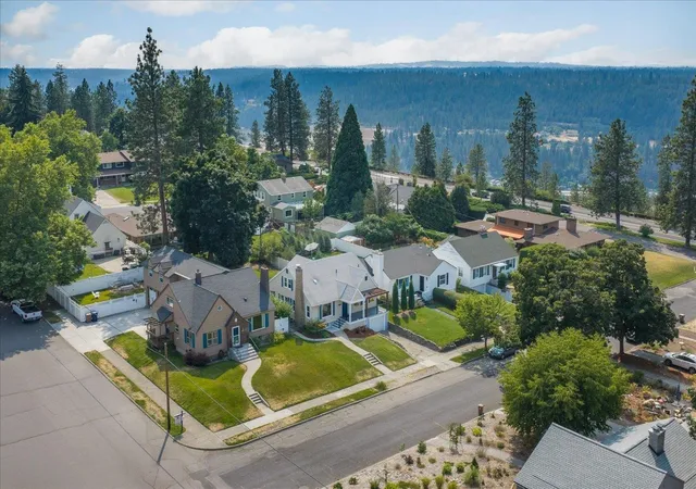 2nd image of 1107 W 27th Ave, Spokane, WA 99203 | MLS# 202622723
