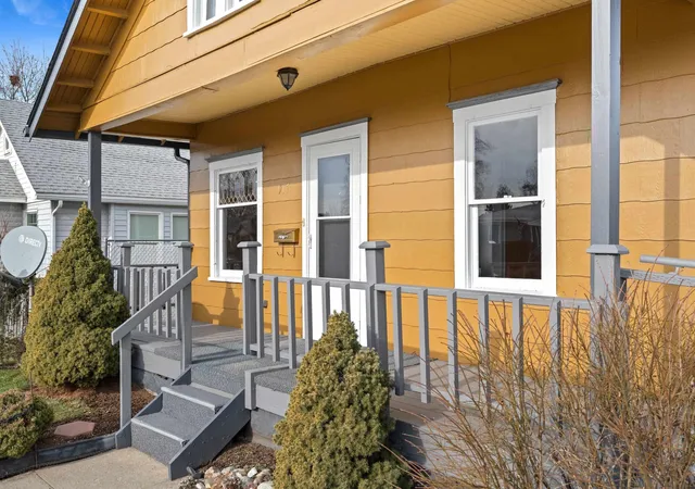image of 917 E Longfellow Ave, Spokane, WA 99207 | MLS# 202622744