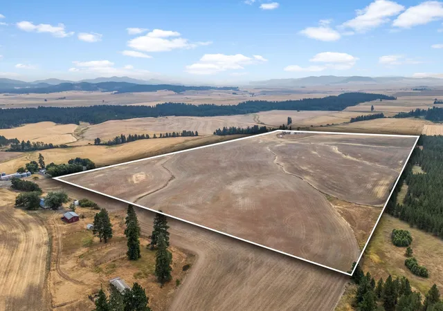 2nd image of 38521 Idaho Rd, Tekoa, WA 99033 | MLS# 202622755