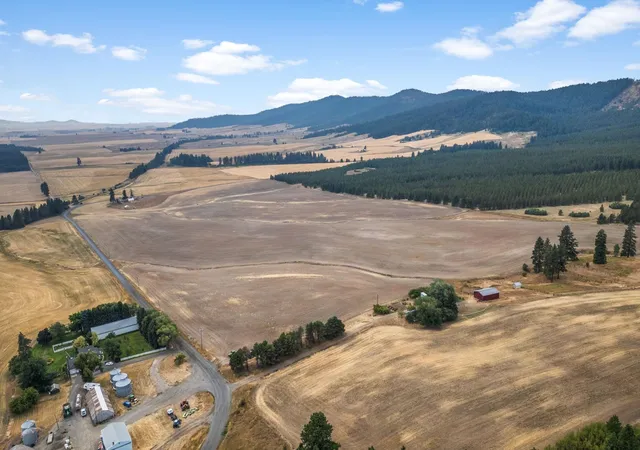 35th image of 38521 Idaho Rd, Tekoa, WA 99033 | MLS# 202622755