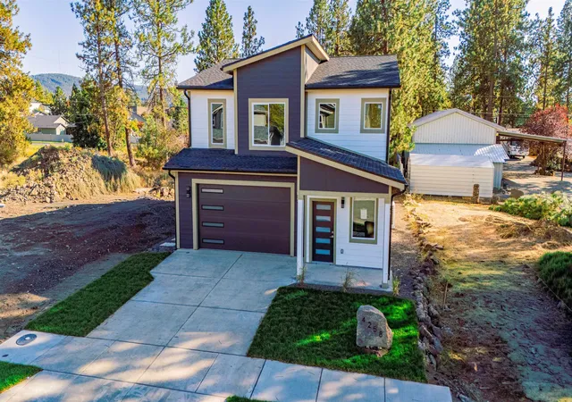 Photo 3 of Single family home for sale at 4258 E 21st Avenue, Spokane, WA 99223 | MLS# 202622762 | Listing updated on 2026-10-09