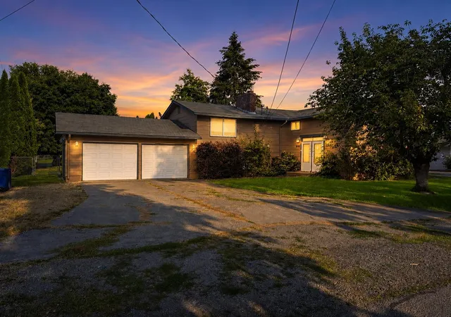 1st image of 920 922 N Locust Rd, Spokane Valley, WA 99206 | MLS# 202622773