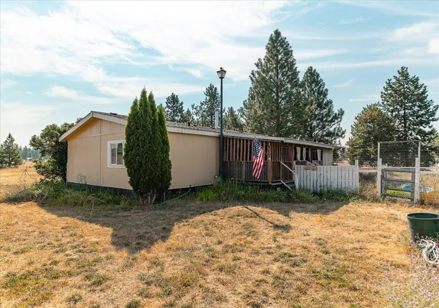 1st image of 503 W Bridges Rd, Deer Park, WA 99006 | MLS# 202622774