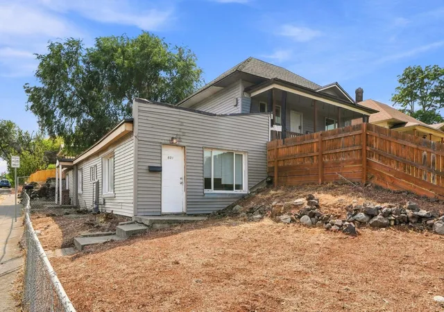 17th image of 603 W Augusta Ave, Spokane, WA 99205 | MLS# 202622776