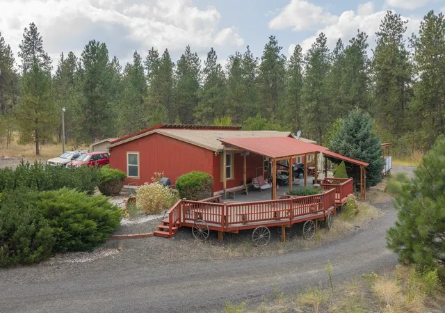 43rd image of 7804 W Trails Rd, Spokane, WA 99224 | MLS# 202622783