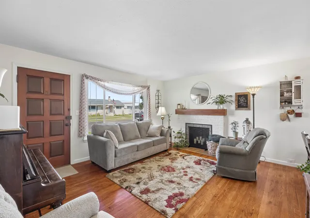 4th image of 5011 W Hoffman Pl, Spokane, WA 99205 | MLS# 202622787