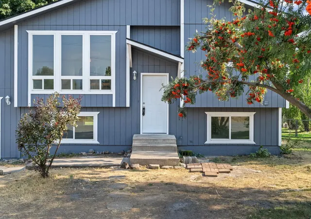 Single family home for sale at 20710 E Gilbert Rd, Otis Orchards, WA 99027 | MLS# 202622826
