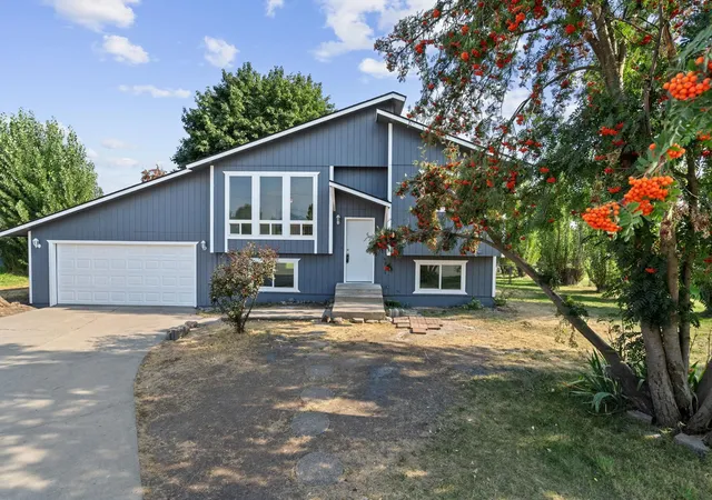 Photo 3 of Single family home for sale at 20710 E Gilbert Rd, Otis Orchards, WA 99027 | MLS# 202622826 | Listing updated on 2026-09-12