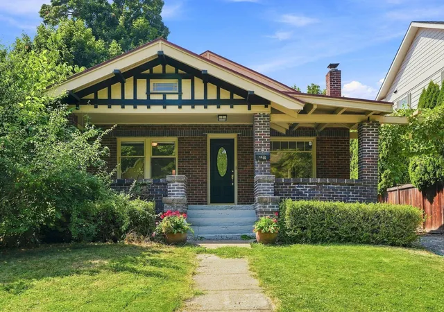 1st image of 2916 S Manito Blvd, Spokane, WA 99203 | MLS# 202622833