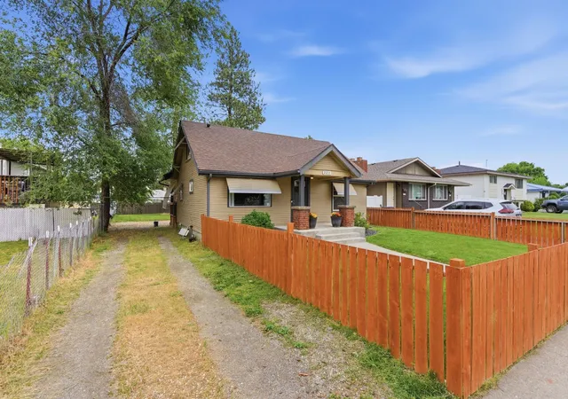 3rd image of 2211 E Central Ave, Spokane, WA 99208 | MLS# 202622836