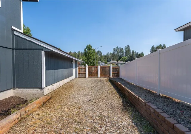 37th image of 10403 N Arrowhead Rd Dr, Spokane, WA 99208 | MLS# 202622837