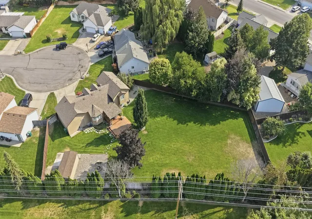 Photo 4 of Sale Pending at 13003 E 33rd Court, Spokane Valley, WA 99206 | MLS# 202622849 | Listing updated on 2026-09-21