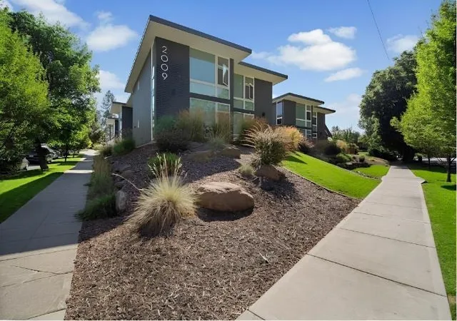 1st image of 2009 S Grand Blvd, Spokane, WA 99203 | MLS# 202622850