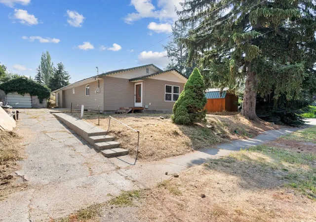 1st image of 505 W W Mccoy St St, Oakesdale, WA 99158 | MLS# 202622854