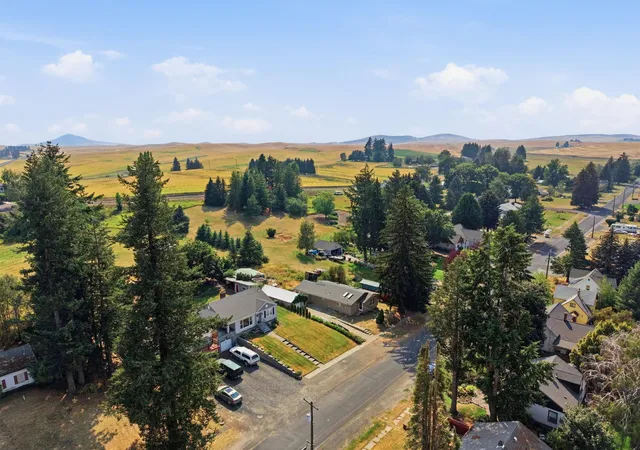 41st image of 505 W W Mccoy St St, Oakesdale, WA 99158 | MLS# 202622854