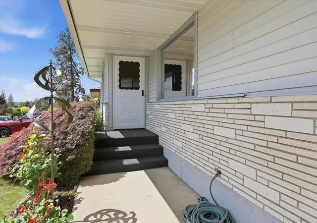 4th image of 3314 W Beacon Ave, Spokane, WA 99208 | MLS# 202622859