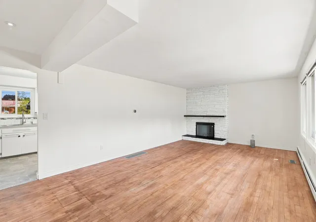 3rd image of 2116 W Gordon Ave, Spokane, WA 99205 | MLS# 202622871