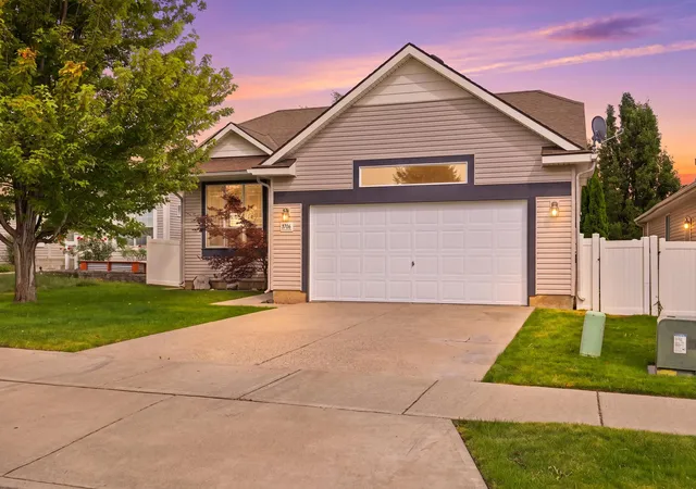 1st image of 9106 N Oak St, Spokane, WA 99208 | MLS# 202622876