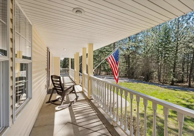 Photo 3 of Single family home for sale at 22817 E Morris Rd, Newman Lake, WA 99025 | MLS# 202622881 | Listing updated on 2026-08-29
