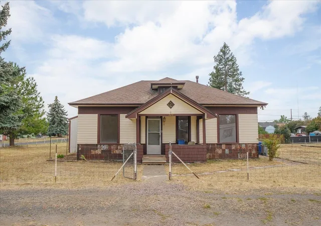 1st image of 924 E Ladd St, Medical Lake, WA 99022 | MLS# 202622882