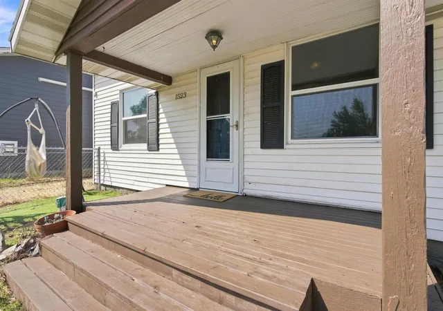 1st image of 1523 E Nebraska Ave, Spokane, WA 99208 | MLS# 202622883