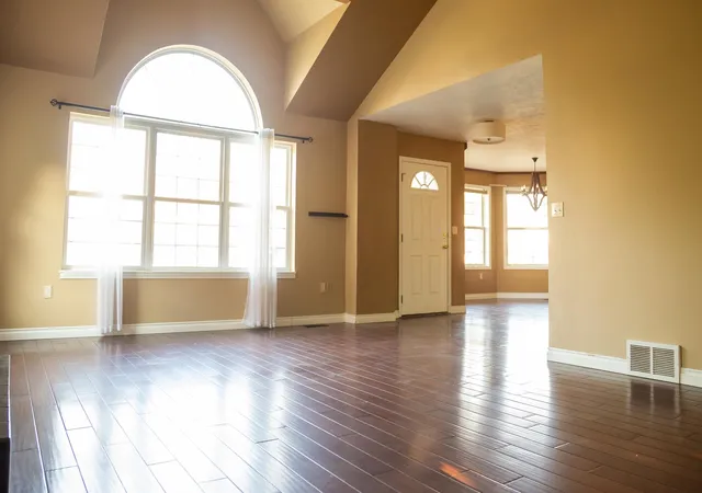 3rd image of 1316 W Maxine Ct, Spokane, WA 99208 | MLS# 202622903