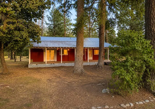 2nd image of 3824 Powers Rd, Loon Lake, WA 99148 | MLS# 202622906