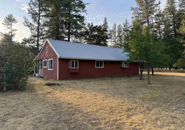 4th image of 3824 Powers Rd, Loon Lake, WA 99148 | MLS# 202622906