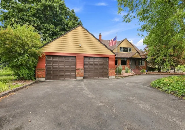 2nd image of 25011 E Kildea, 593549102, 56354936 Ave, Otis Orchards, WA 99027 | MLS# 202622907