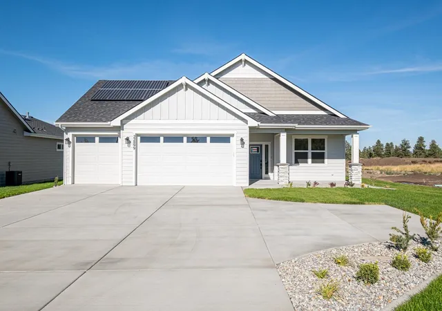 1st image of 2547 E Plath Ave, Spokane, WA 99218 | MLS# 202622910