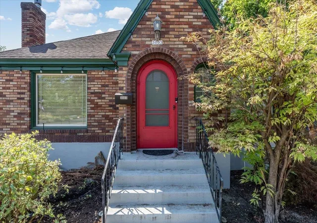 3rd image of 3003 W Fairview Ave, Spokane, WA 99205 | MLS# 202622914