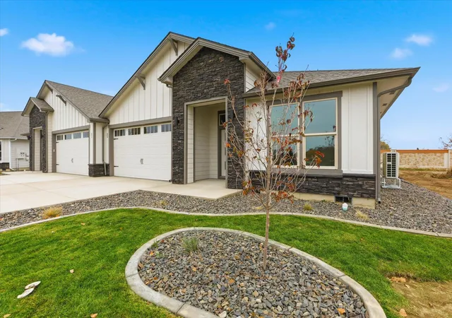 3rd image of 1109 - 22 N Country Club Dr, Deer Park, WA 99006 | MLS# 202622918