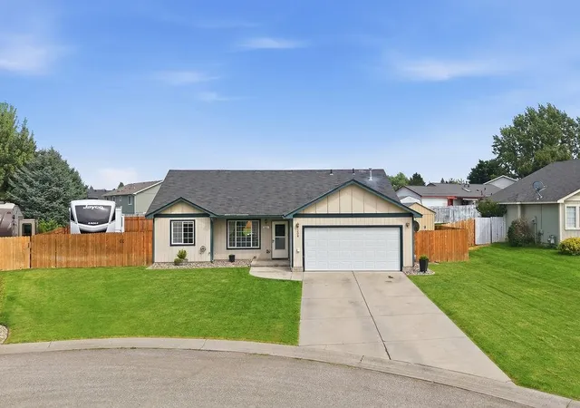 image of 208 N Armstrong Ct, Deer Park, WA 99006 | MLS# 202622921
