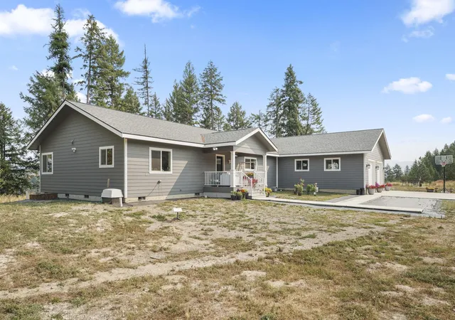 3rd image of 150 Apling Ln, Newport, WA 99156 | MLS# 202622925