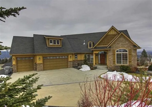 1st image of 1814 W Pepper Ln, Spokane, WA 99218 | MLS# 202622927