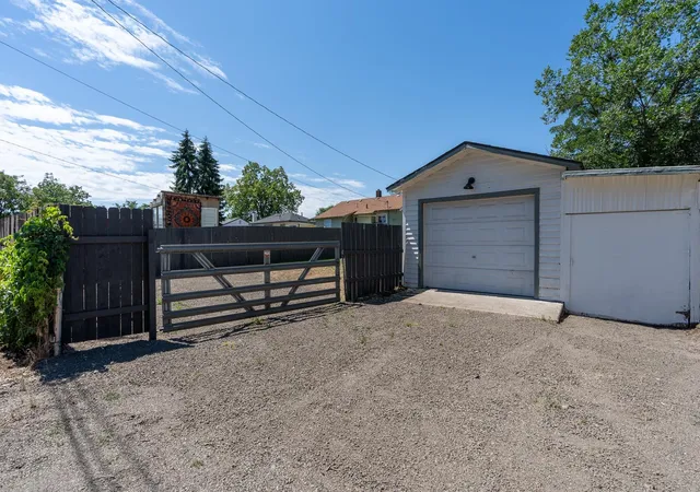 30th image of 4818 N Lee St, Spokane, WA 99207 | MLS# 202622928