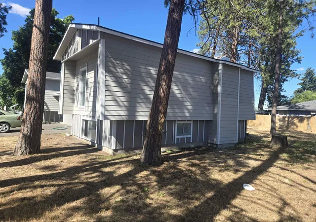 2nd image of 721/723 S Felts Rd, Spokane Valley, WA 99206 | MLS# 202622929