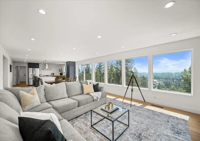 2nd image of 8312 N Northview Rd, Spokane, WA 99208 | MLS# 202622935
