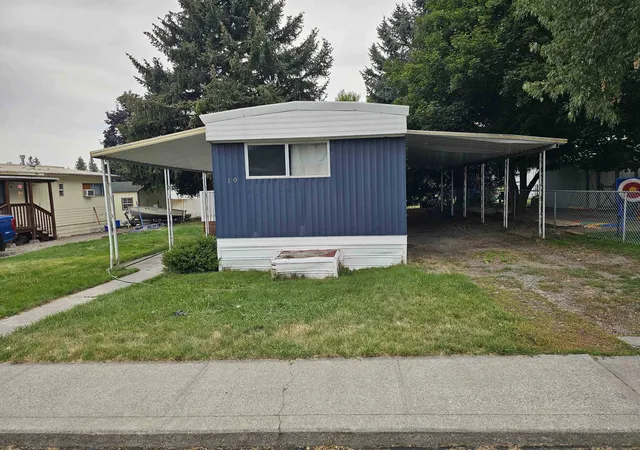 2nd image of 3110 E Chattaroy #19 Rd, Chattaroy, WA 99003 | MLS# 202622939