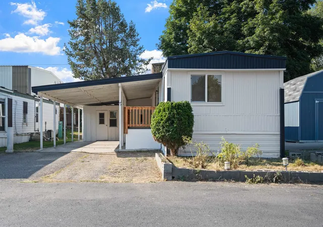 2nd image of 7800 E Alki Ave, Spokane Valley, WA 99212 | MLS# 202622941
